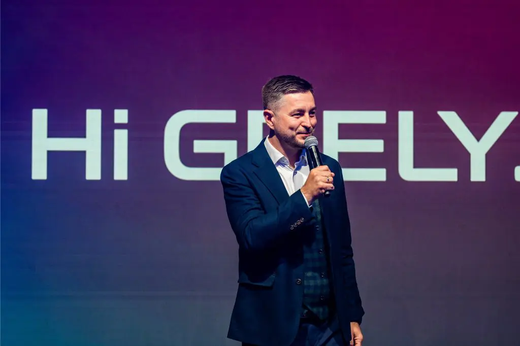 GEELY rozpoczyna sprzedaż w Polsce – salon GEELY Makurat otwarty w Gdańsku 11 15 OTWARCIE GEELY MAKURAT GDANSK