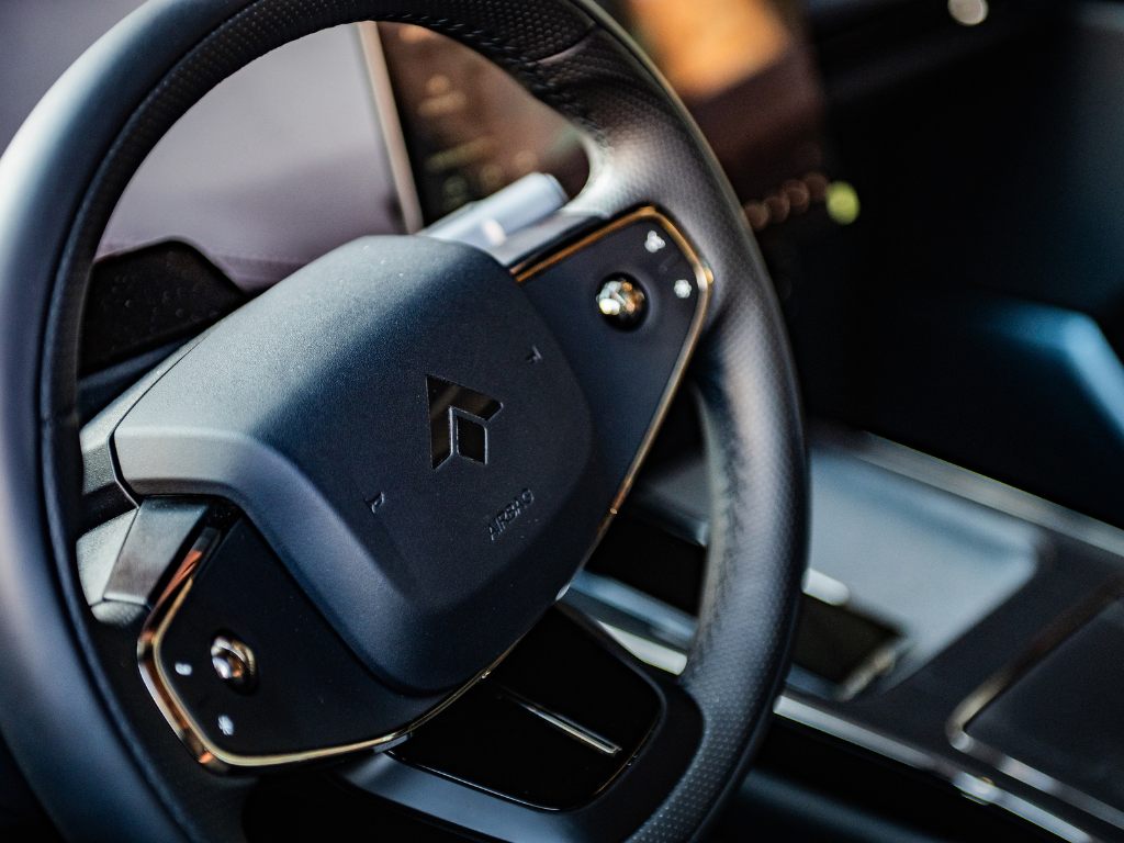 Hyptec HT - niezwykle niezwykły SUV. Dostępny w Trójmieście 12 Wnętrze Hyptec HT