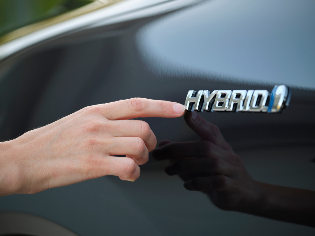 Jak działają samochody hybrydowe i czy warto je kupić? 9 Grupa Makurat samochody hybrydowe 6