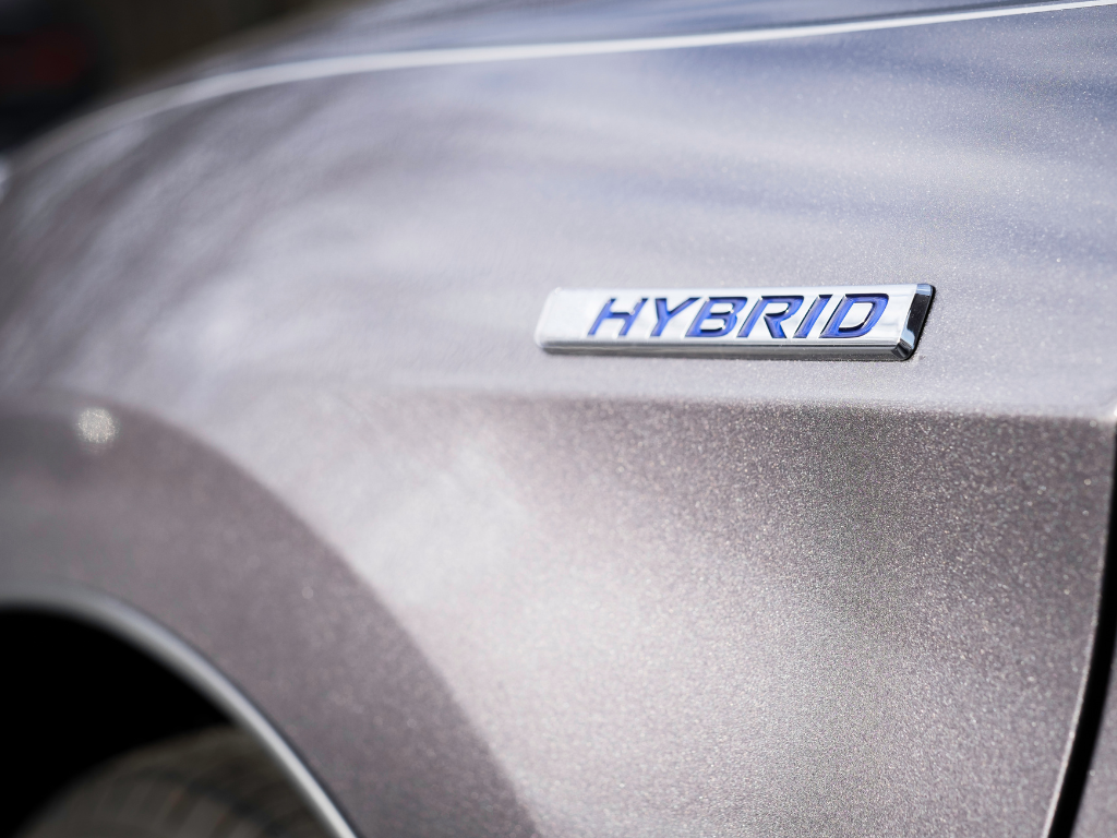 Grupa Makurat samochody hybrydowe 2