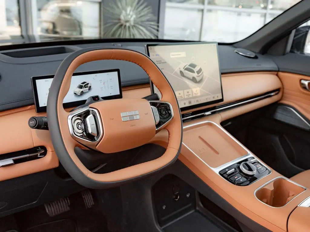 Geely Grupa Makurat 23 masterdealer 9 z 36