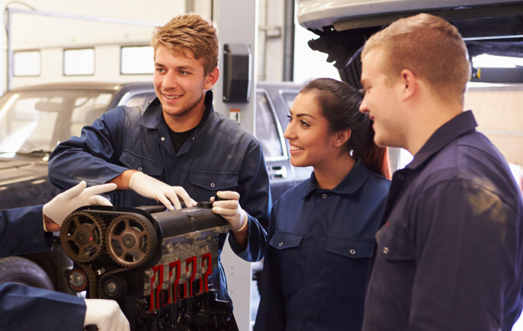 Oferta edukacyjna dla szkół podstawowych w Makurat Serwis
