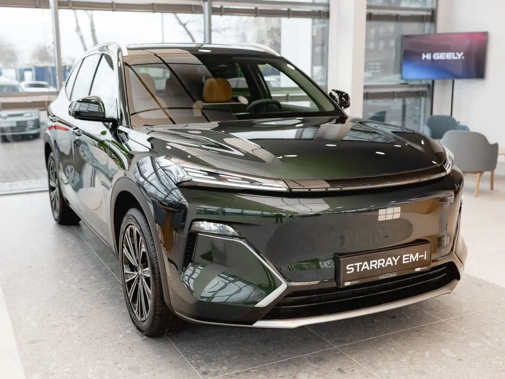 Geely Grupa Makurat 22 masterdealer 3 z 27