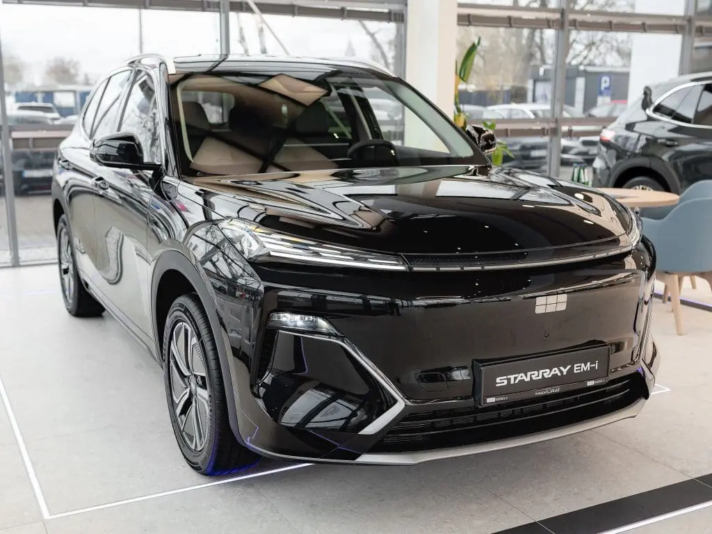 Geely Grupa Makurat 19 masterdealer 3 z 28