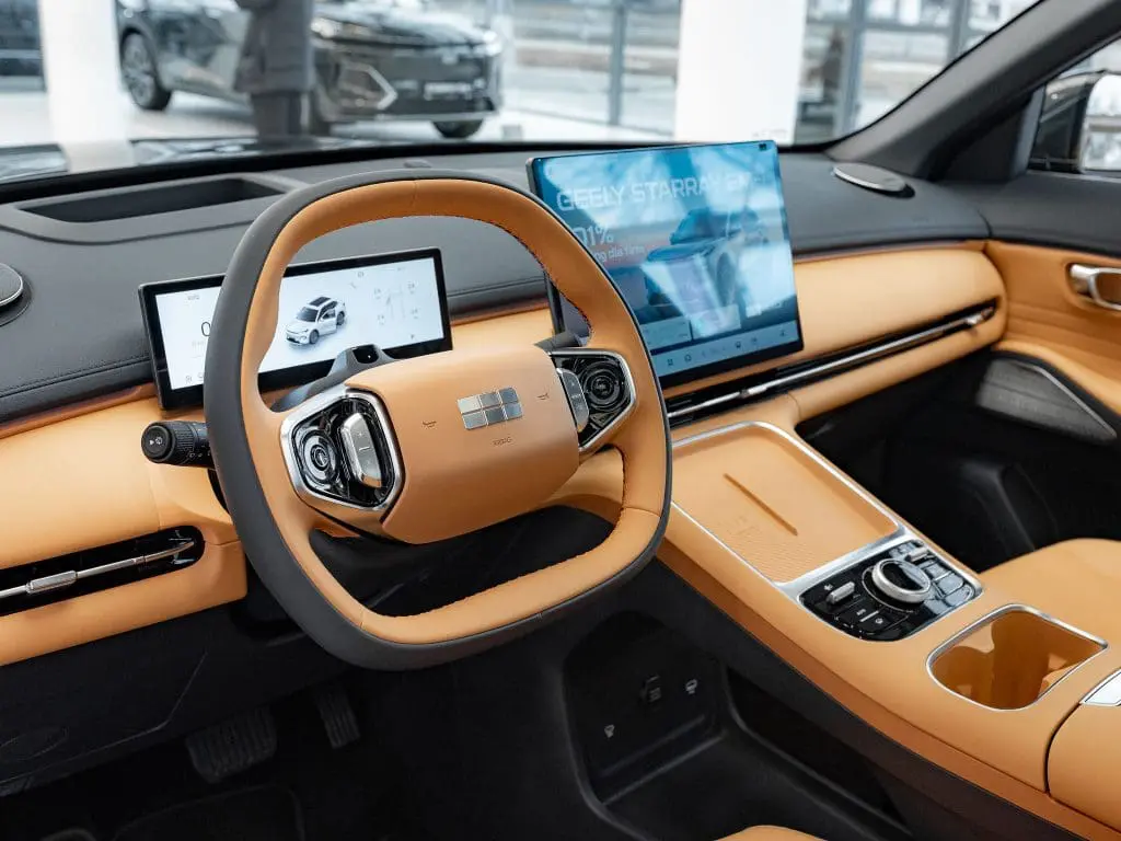 Geely Grupa Makurat 23 masterdealer 5 z 27