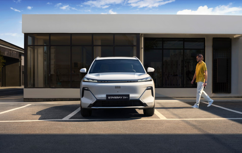 Nowa niższa cena Geely Starray EM-i. Już teraz za niespełna 120 tysięcy złotych w Geely Makurat Trójmiasto - Gdańsk i Rumia 13 Geely Starray EM-i za 119 900 złotych w Geely Makurat Trójmiasto 2