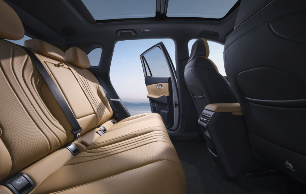 Nowa niższa cena Geely Starray EM-i. Już teraz za niespełna 120 tysięcy złotych w Geely Makurat Trójmiasto - Gdańsk i Rumia 18 Geely Starray EM-i za 119 900 złotych w Geely Makurat Trójmiasto 6