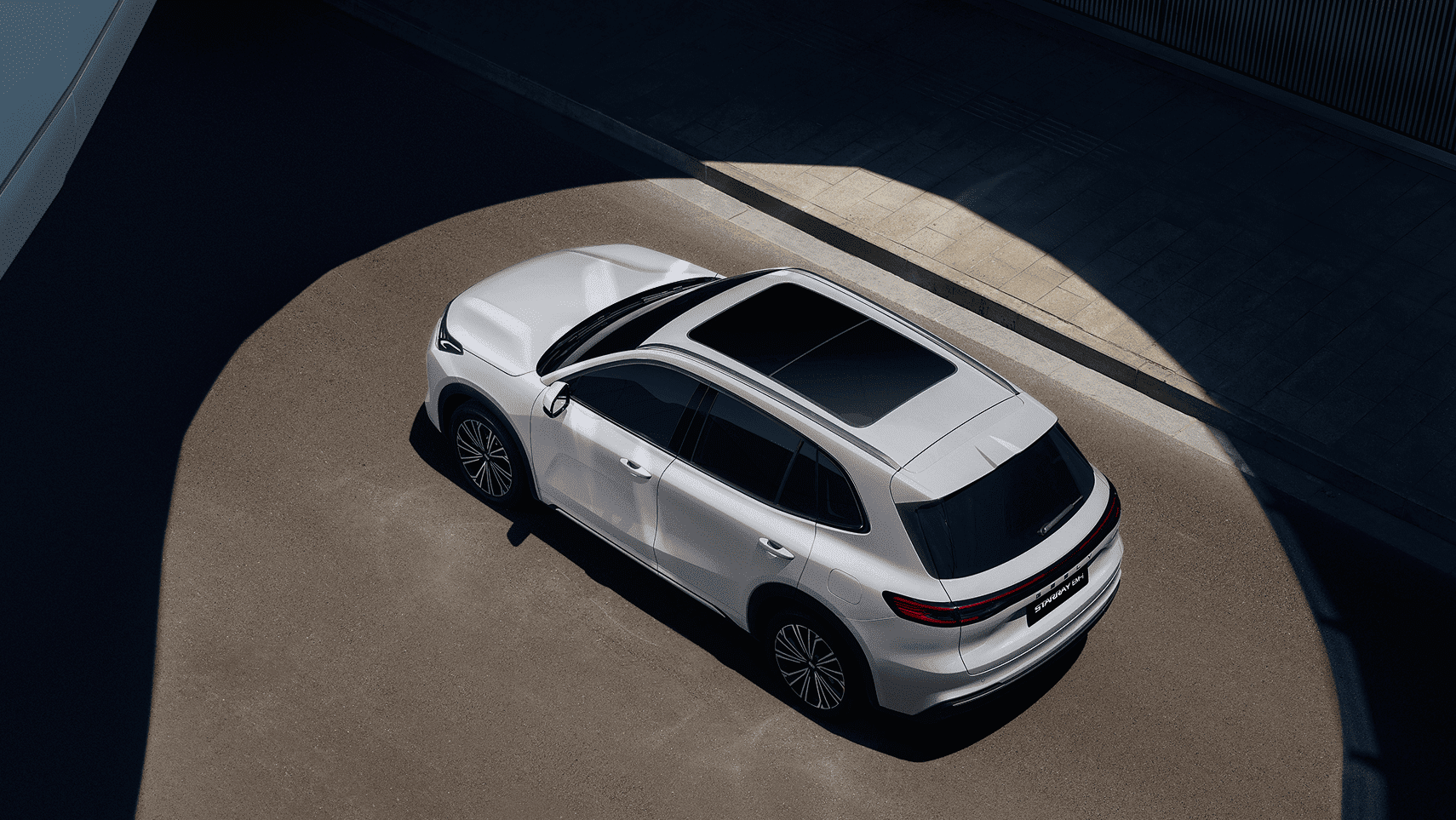 Geely Grupa Makurat 12 geely starray em i 5 1 e1759142484217