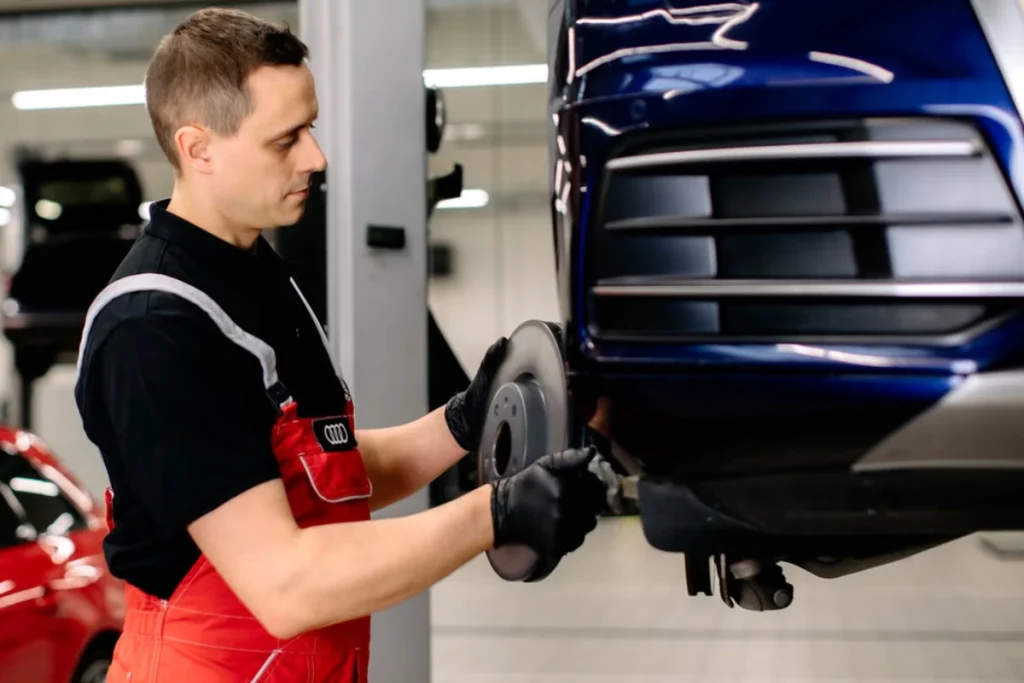 Przegląd okresowy Audi w serwisie przy ul. Zawodników 2
