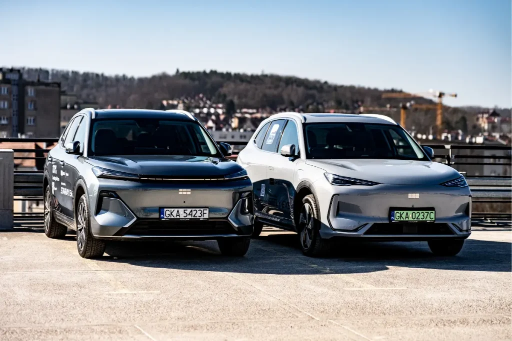 Auto na taxi Geely w salonie Geely Makurat Trójmiasto