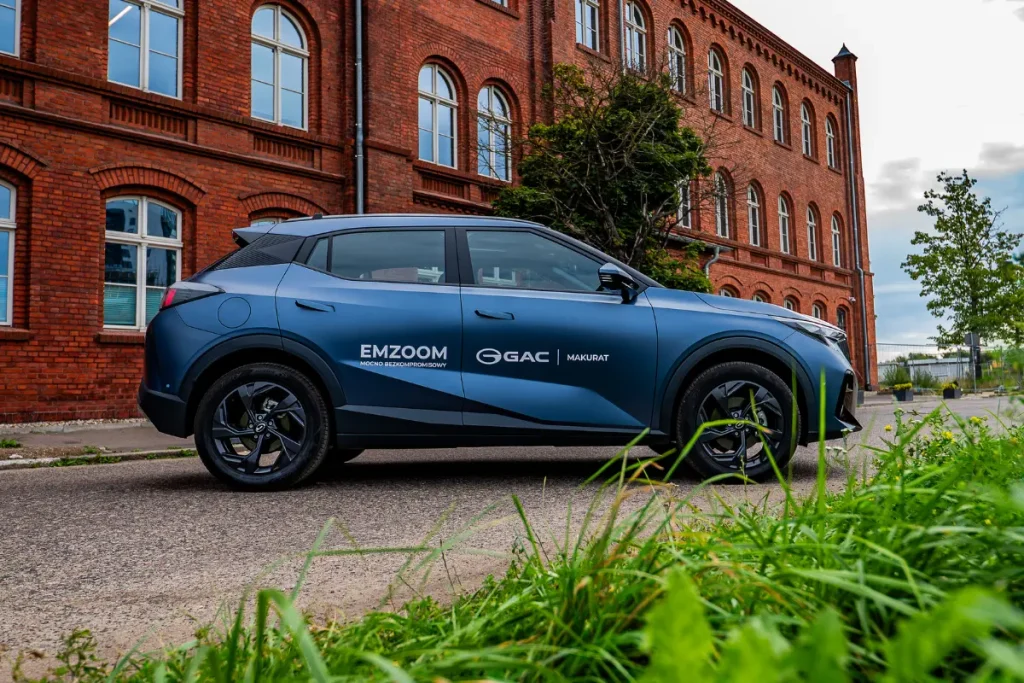 GAC EMZOOM w promocyjnej cenie 99 900 zł brutto w salonie GAC Makurat