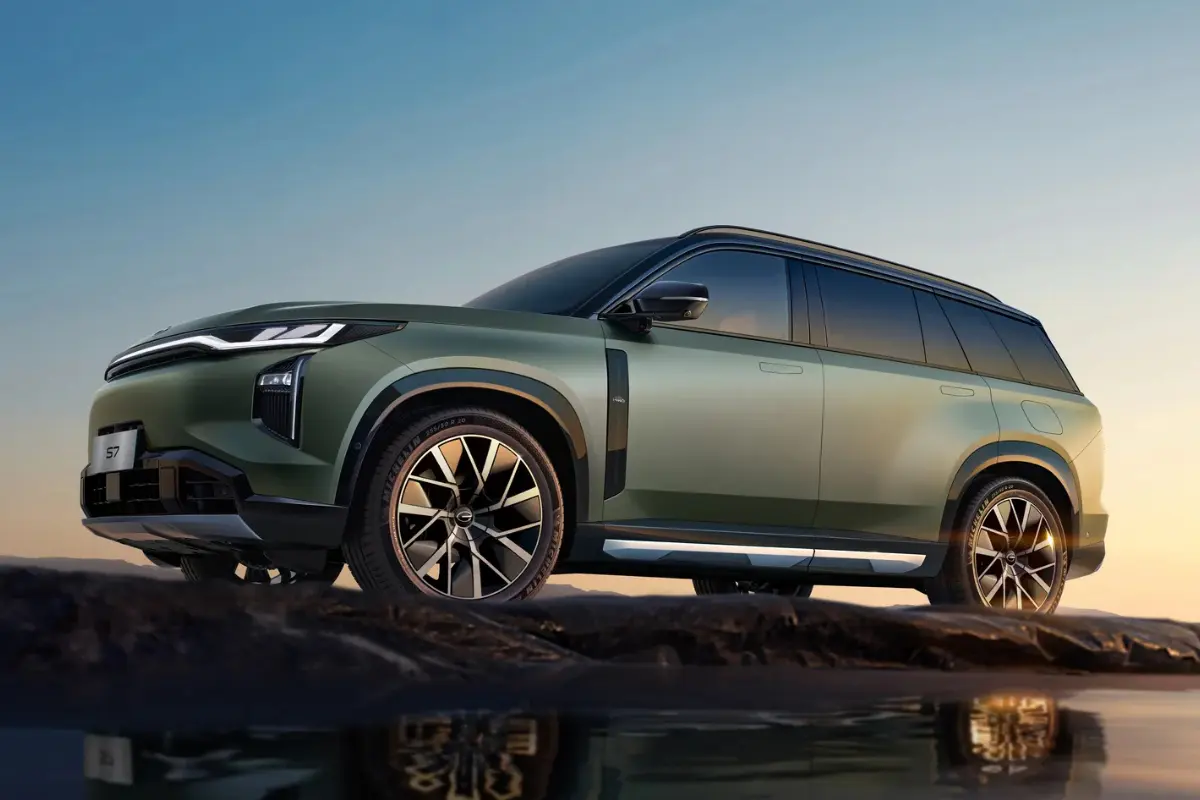 GAC GS7 PHEV – duży SUV hybrydowy plug-in