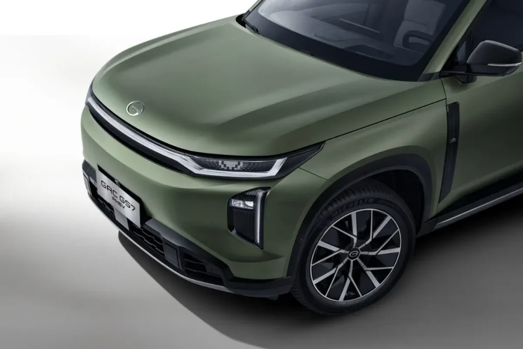 GAC GS7 PHEV w kolorze Jungle Green