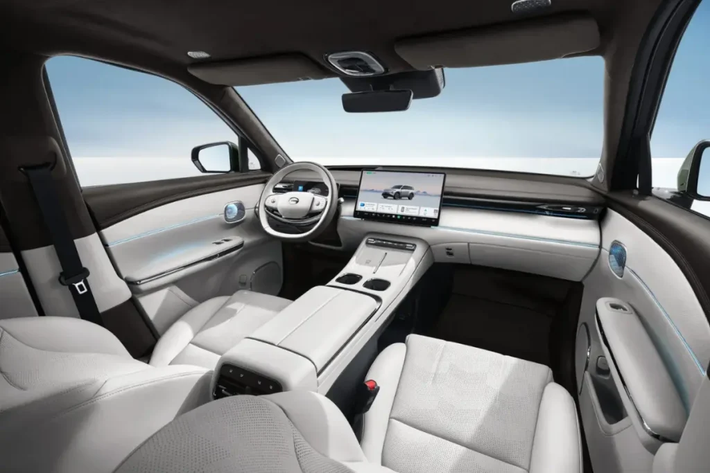 Wnętrze GAC GS7 PHEV ze skórą Nappa